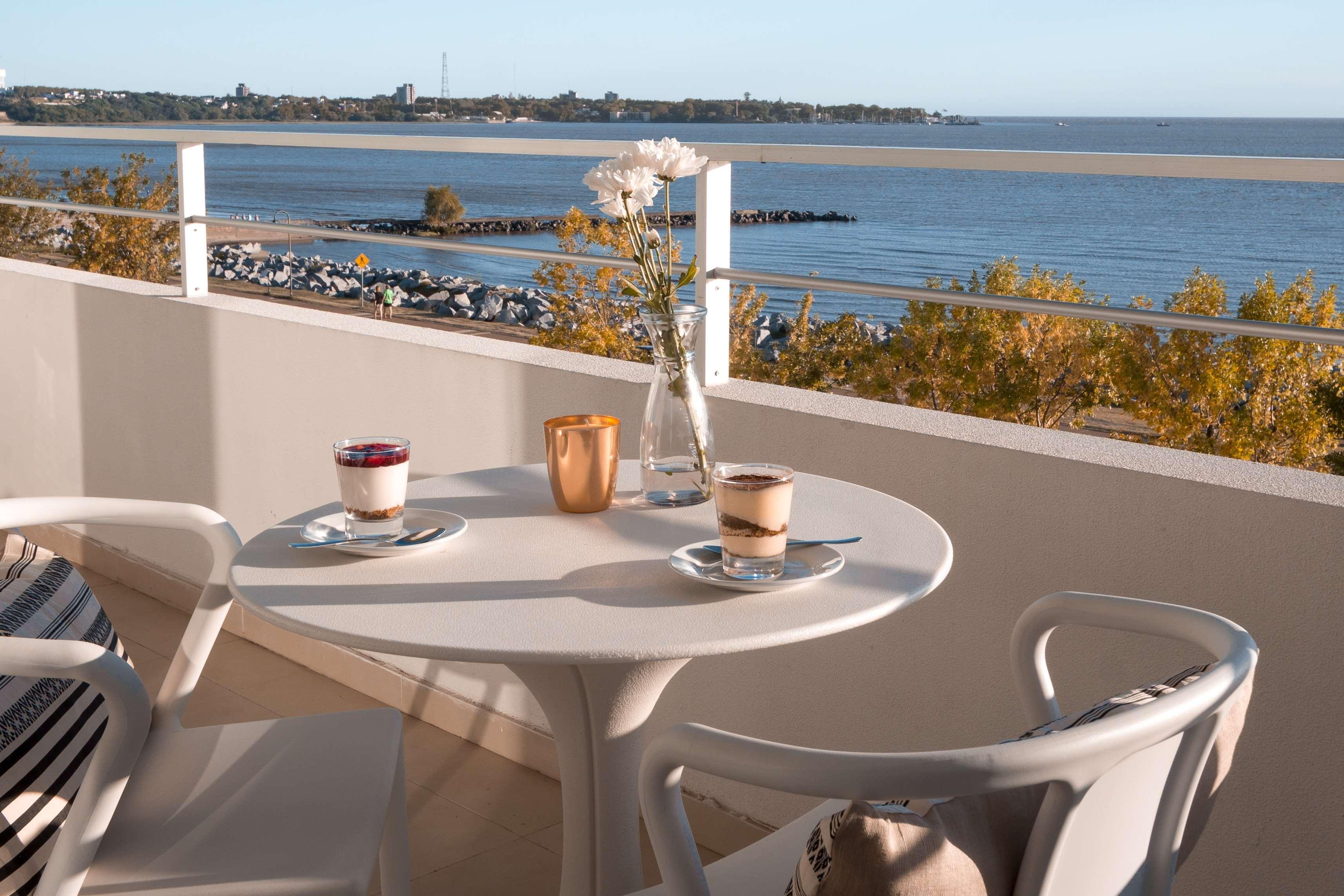 Hotel Dazzler By Wyndham Colonia Colonia Del Sacramento Exterior foto