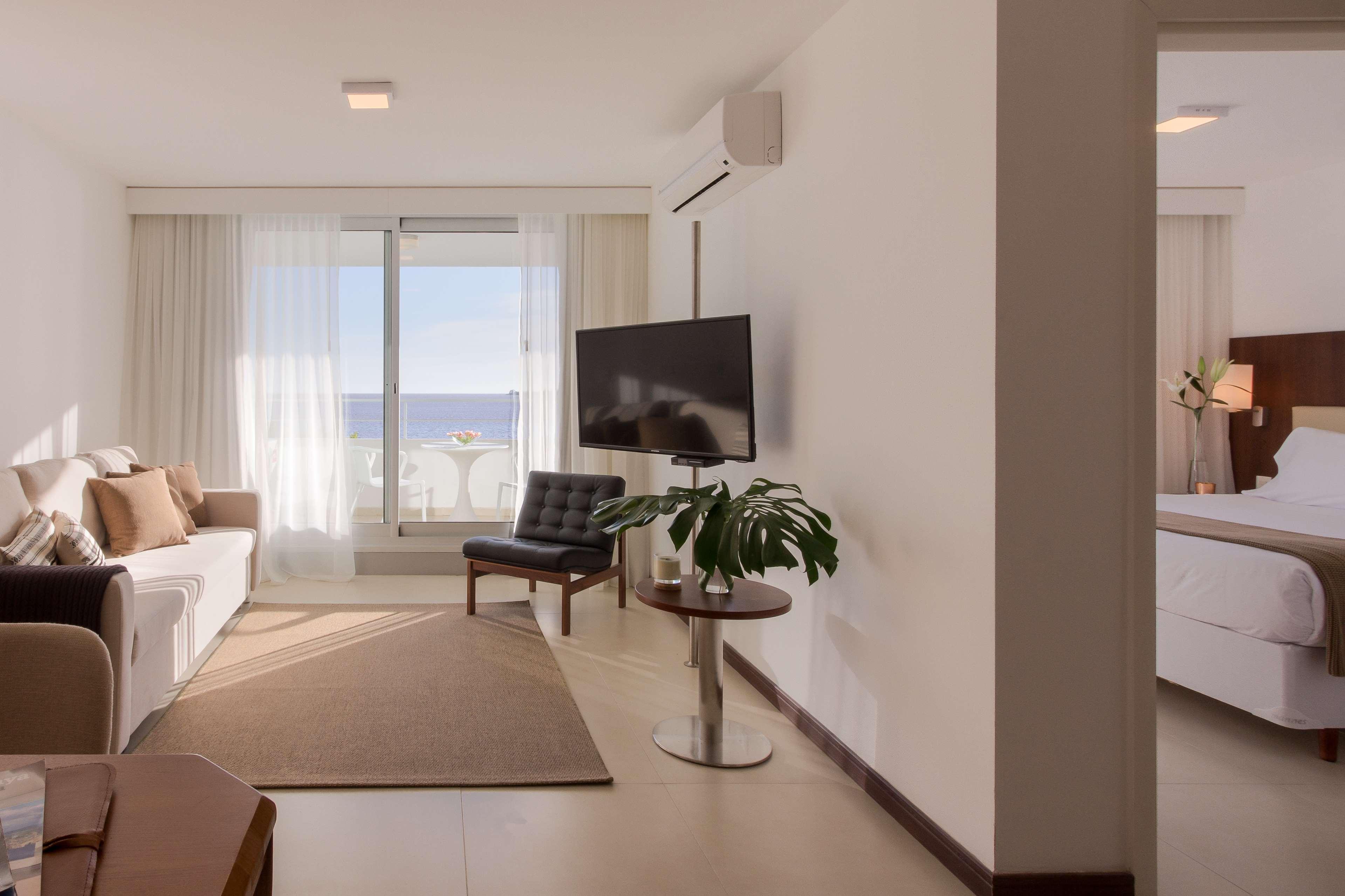 Hotel Dazzler By Wyndham Colonia Colonia Del Sacramento Exterior foto