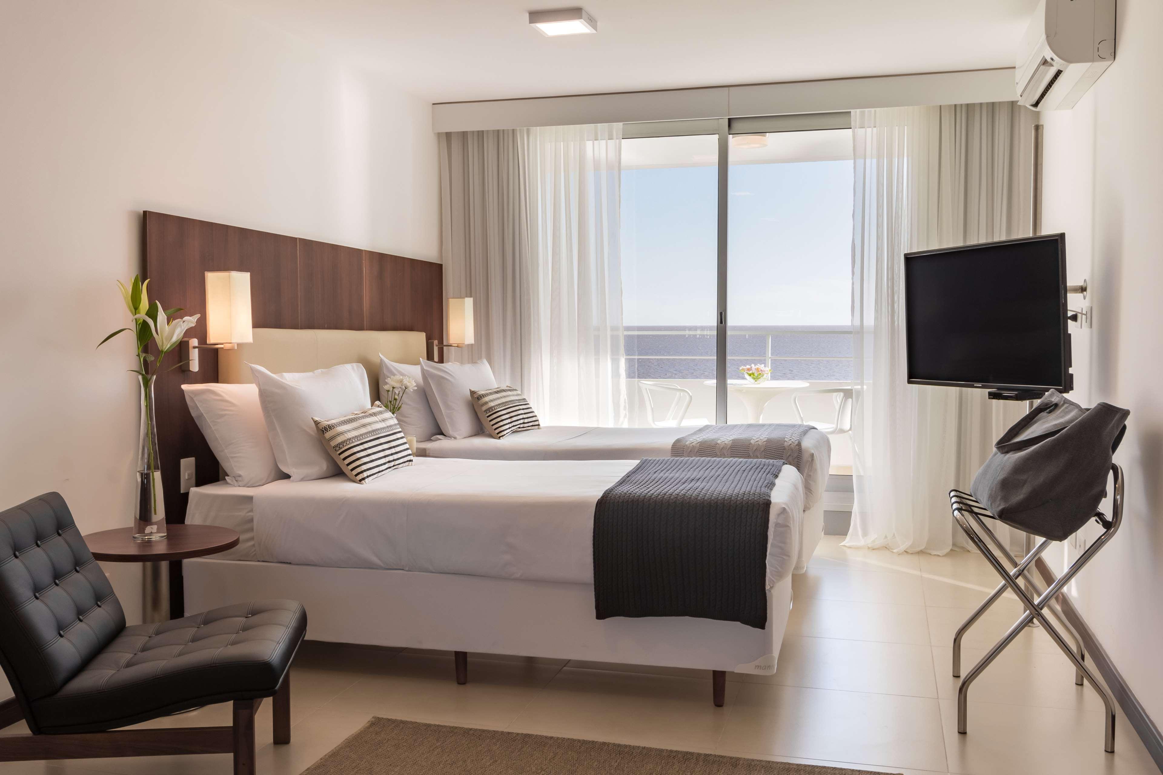 Hotel Dazzler By Wyndham Colonia Colonia Del Sacramento Exterior foto