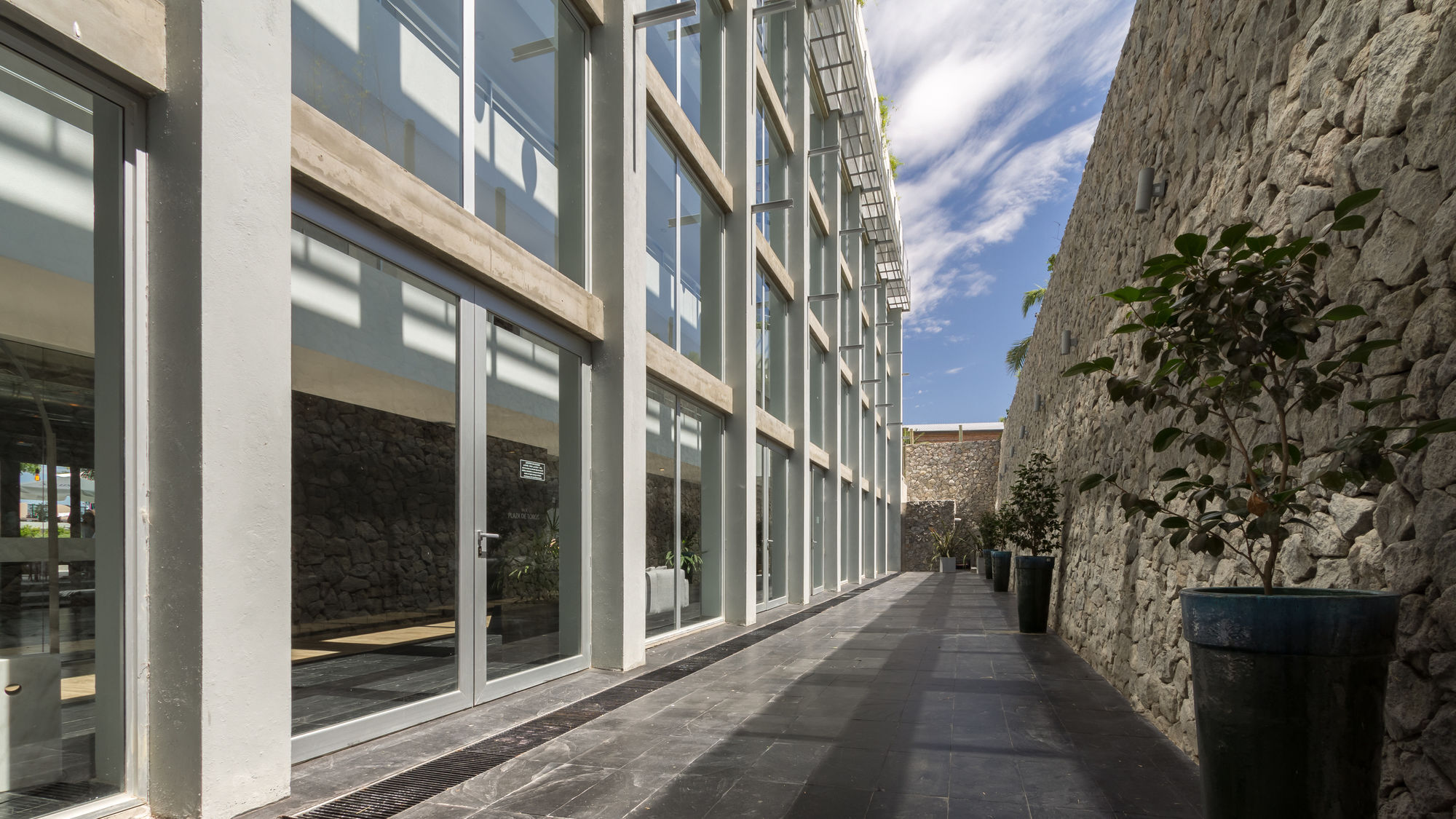 Hotel Dazzler By Wyndham Colonia Colonia Del Sacramento Exterior foto